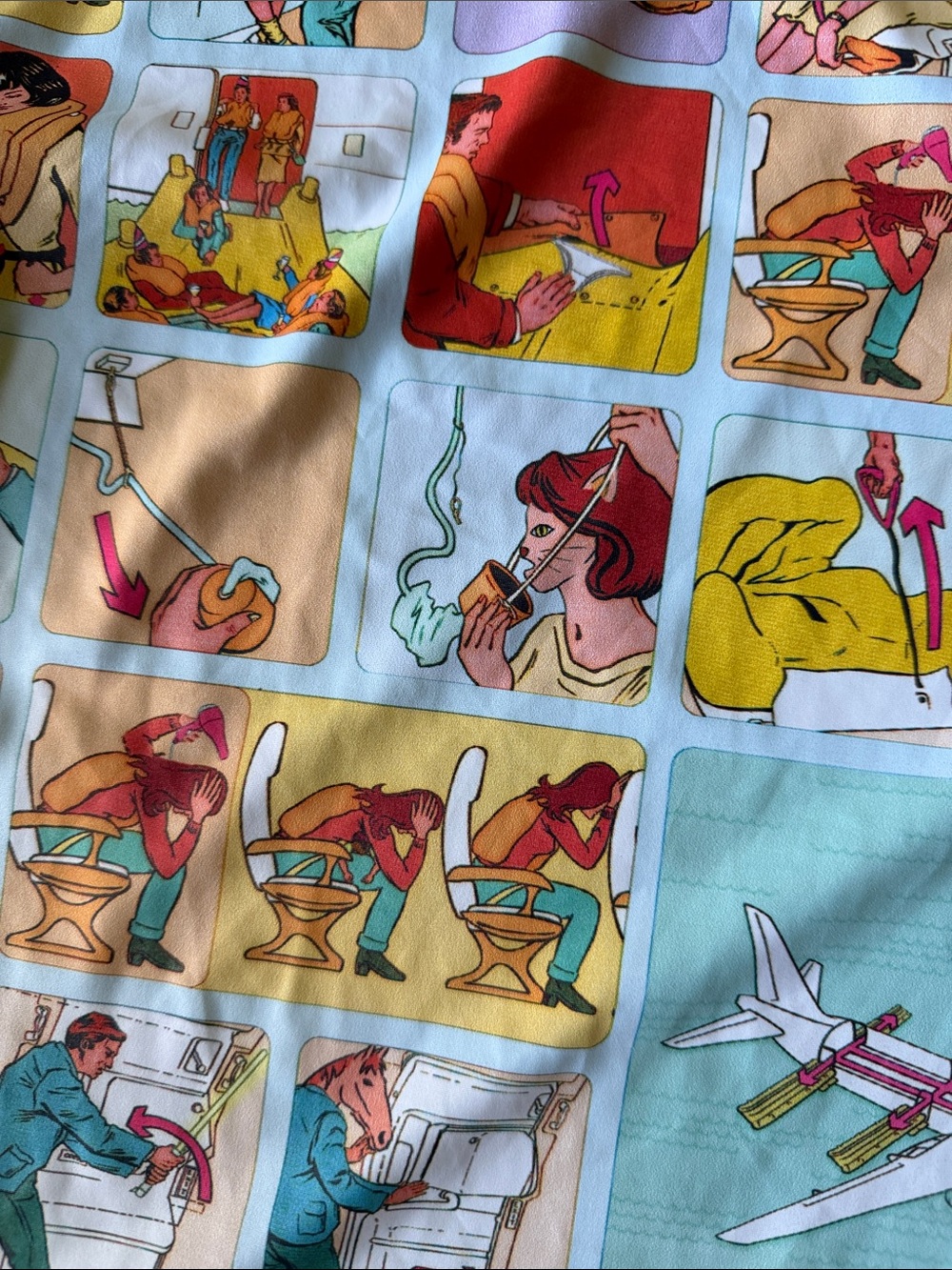 Rare Fun vintage retro discontinued Blackmilk safety card airline dress - Picture 4 of 6